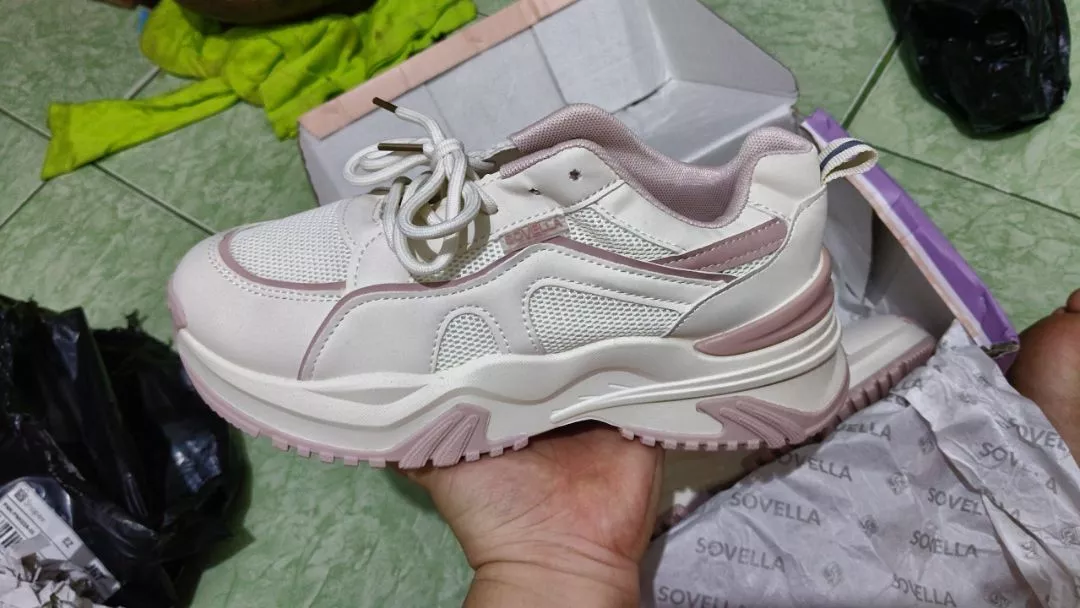 SOVELLA Marsha Sepatu Wanita Sneakers Olahraga - Buyer review photo