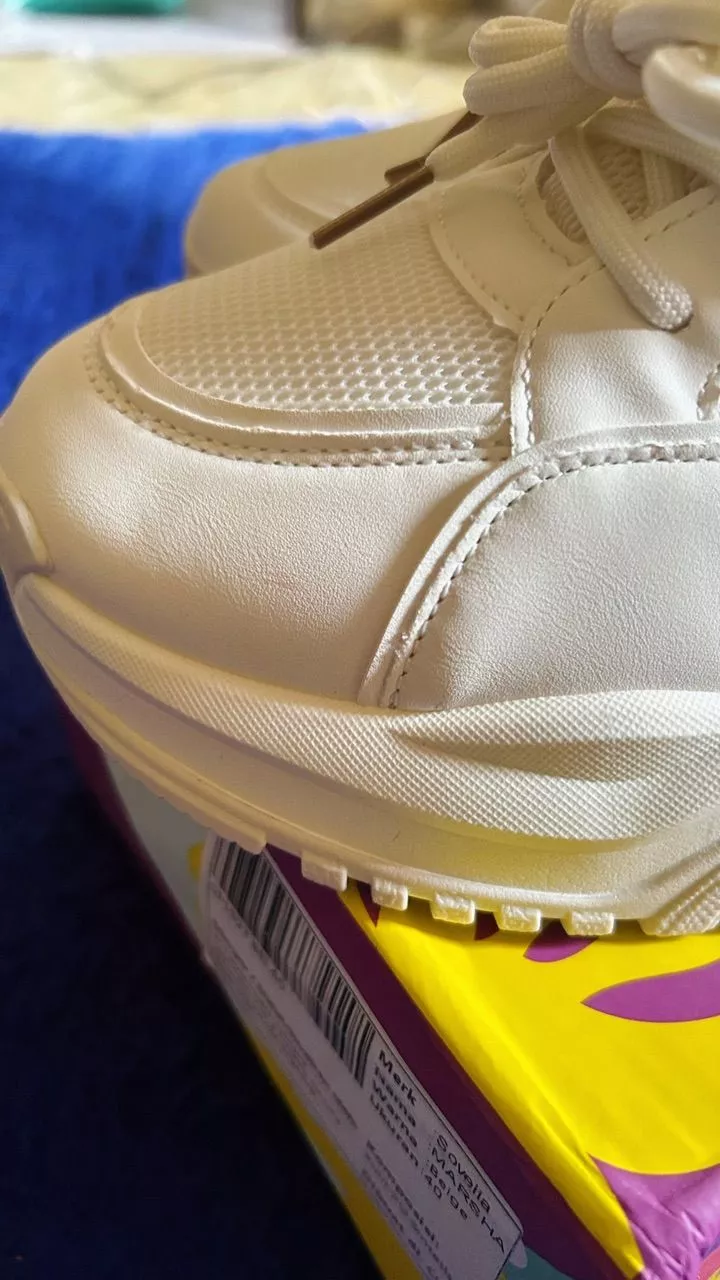 SOVELLA Marsha Sepatu Wanita Sneakers Olahraga - Buyer review photo