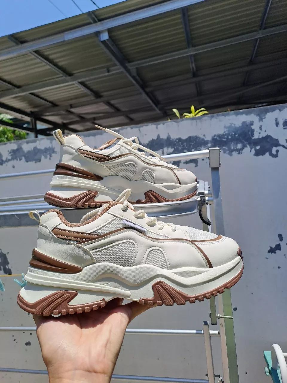 SOVELLA Marsha Sepatu Wanita Sneakers Olahraga - Buyer review photo