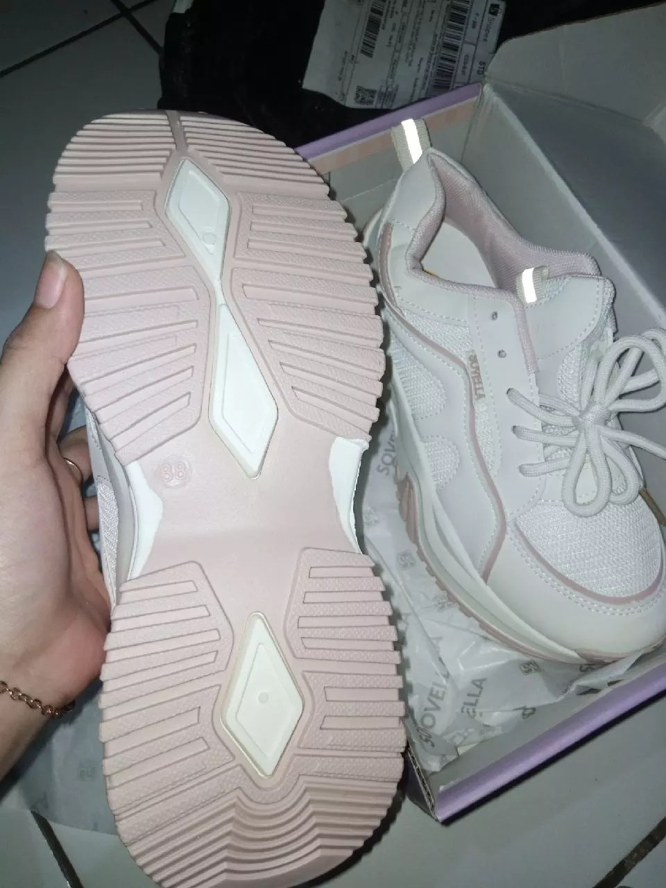 SOVELLA Marsha Sepatu Wanita Sneakers Olahraga - Buyer review photo