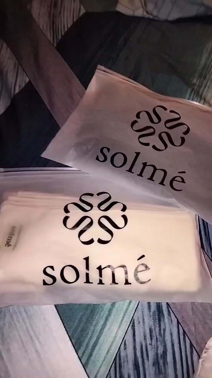 Solmè Pashmina Ceruty Babydoll | Hijab Premium Lembut Jatuh Ringan & Elegan - Foto ulasan pembeli