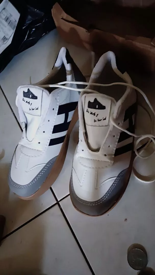 Soomin Sepatu Sneakers Wanita Korea Free Box - Foto ulasan pembeli