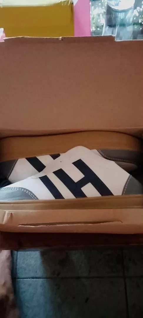 Soomin Sepatu Sneakers Wanita Korea Free Box - Foto ulasan pembeli
