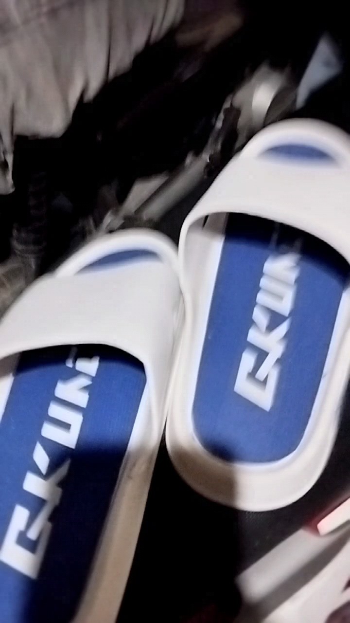Sandal Bajo / Sandal slop / Sandal Slide / Sandal Slide Pria Wanita / Sendal Pria / Sol super lembut - Foto ulasan pembeli