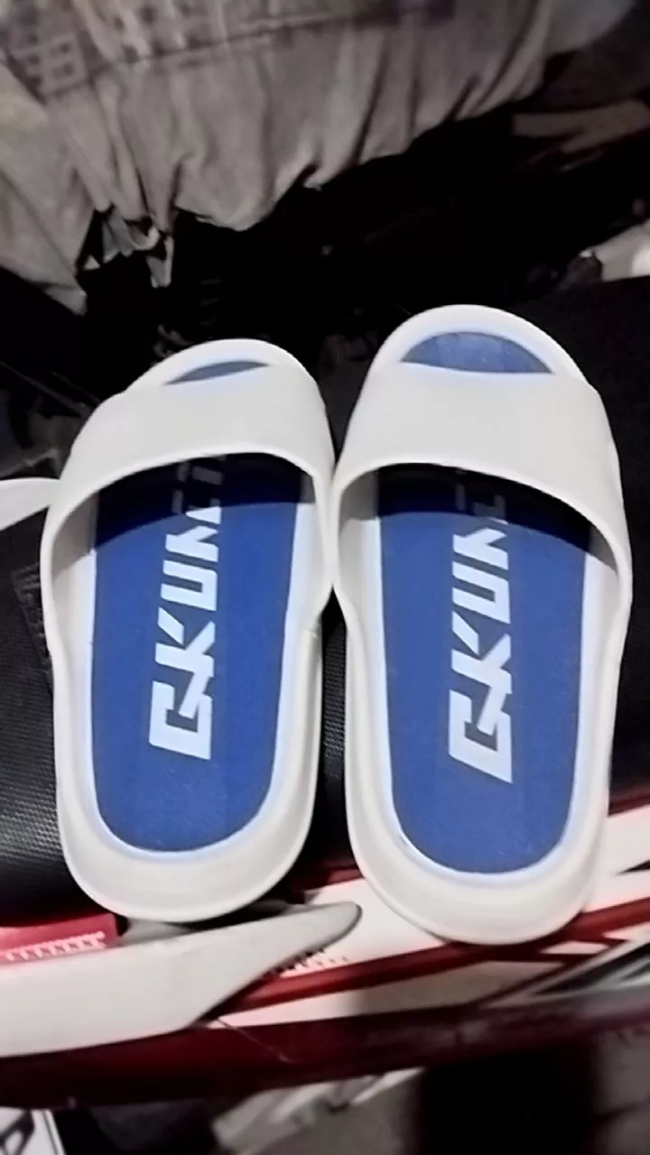 Sandal Bajo / Sandal slop / Sandal Slide / Sandal Slide Pria Wanita / Sendal Pria / Sol super lembut - Foto ulasan pembeli