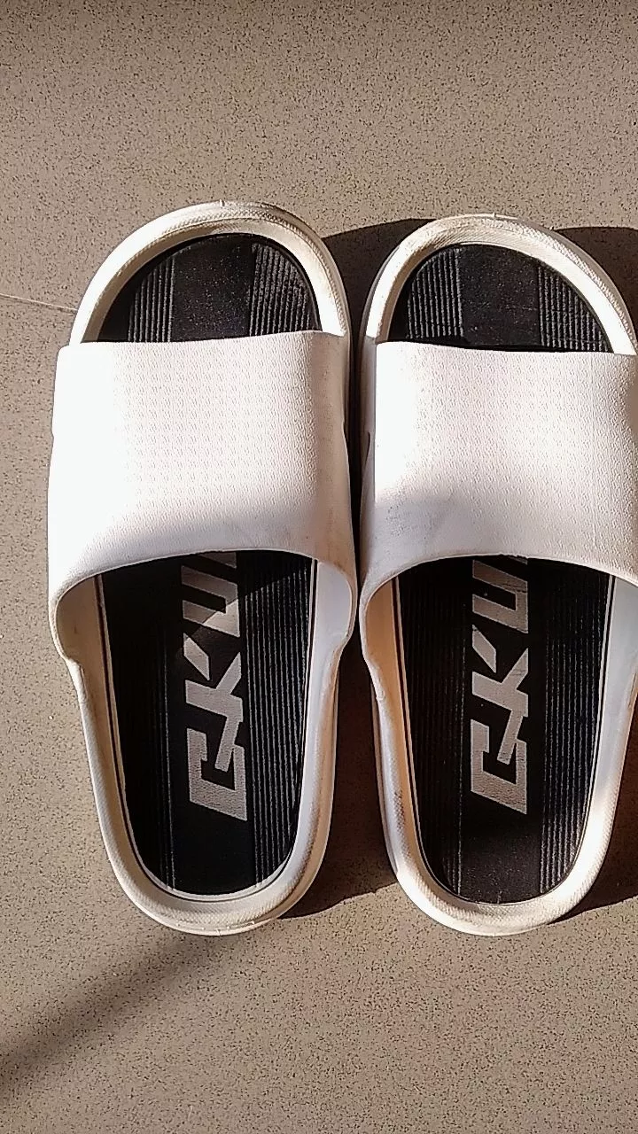 Sandal Bajo / Sandal slop / Sandal Slide / Sandal Slide Pria Wanita / Sendal Pria / Sol super lembut - Foto ulasan pembeli