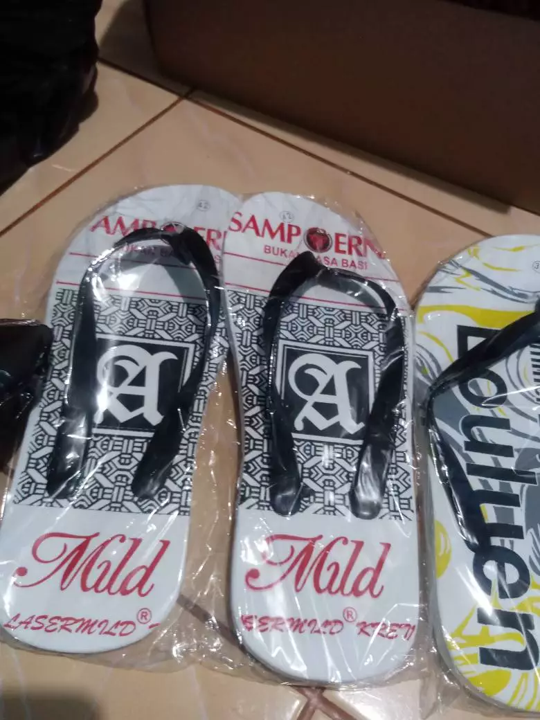 Sandal Jepit Pria Motif Achuange Bahan Spon - Foto ulasan pembeli
