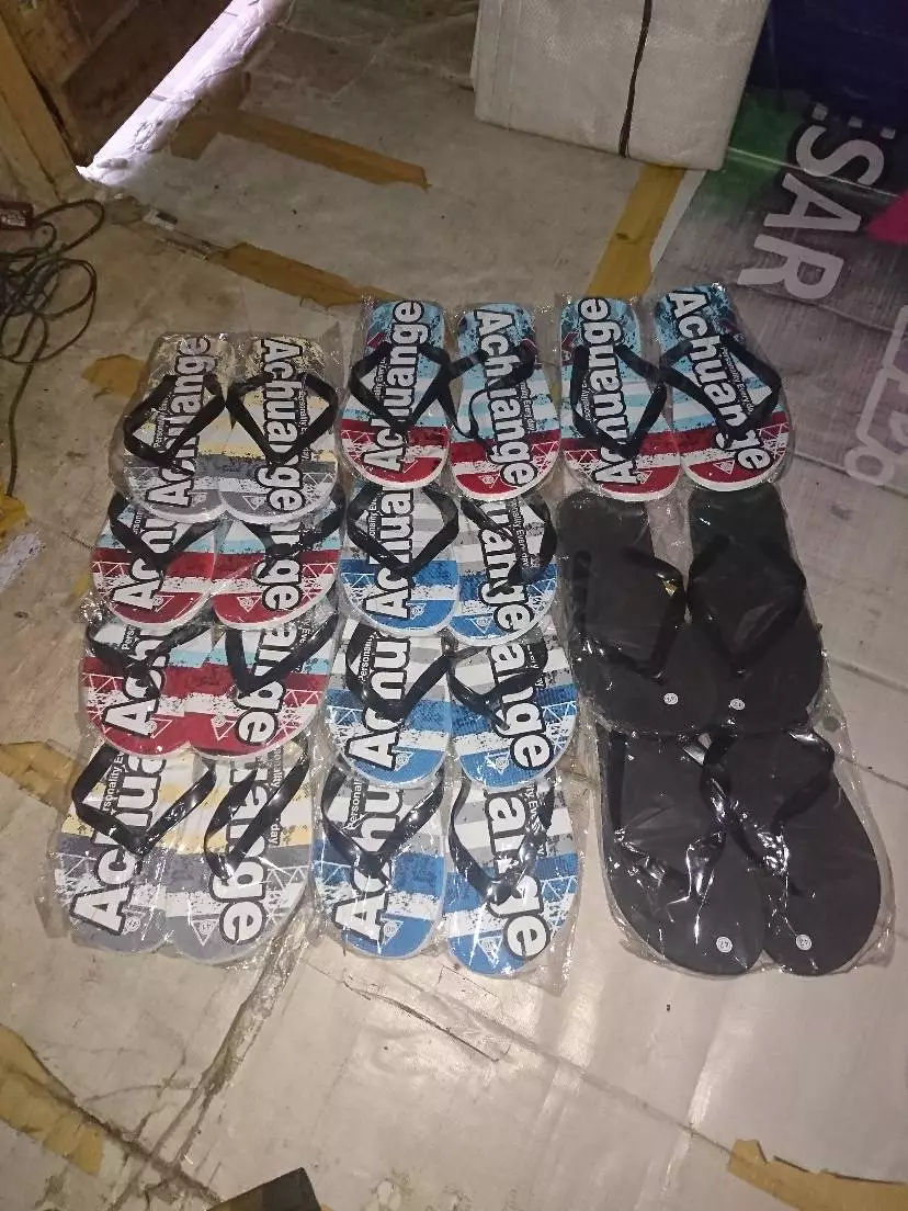 Sandal Jepit Pria Motif Achuange Bahan Spon - Foto ulasan pembeli