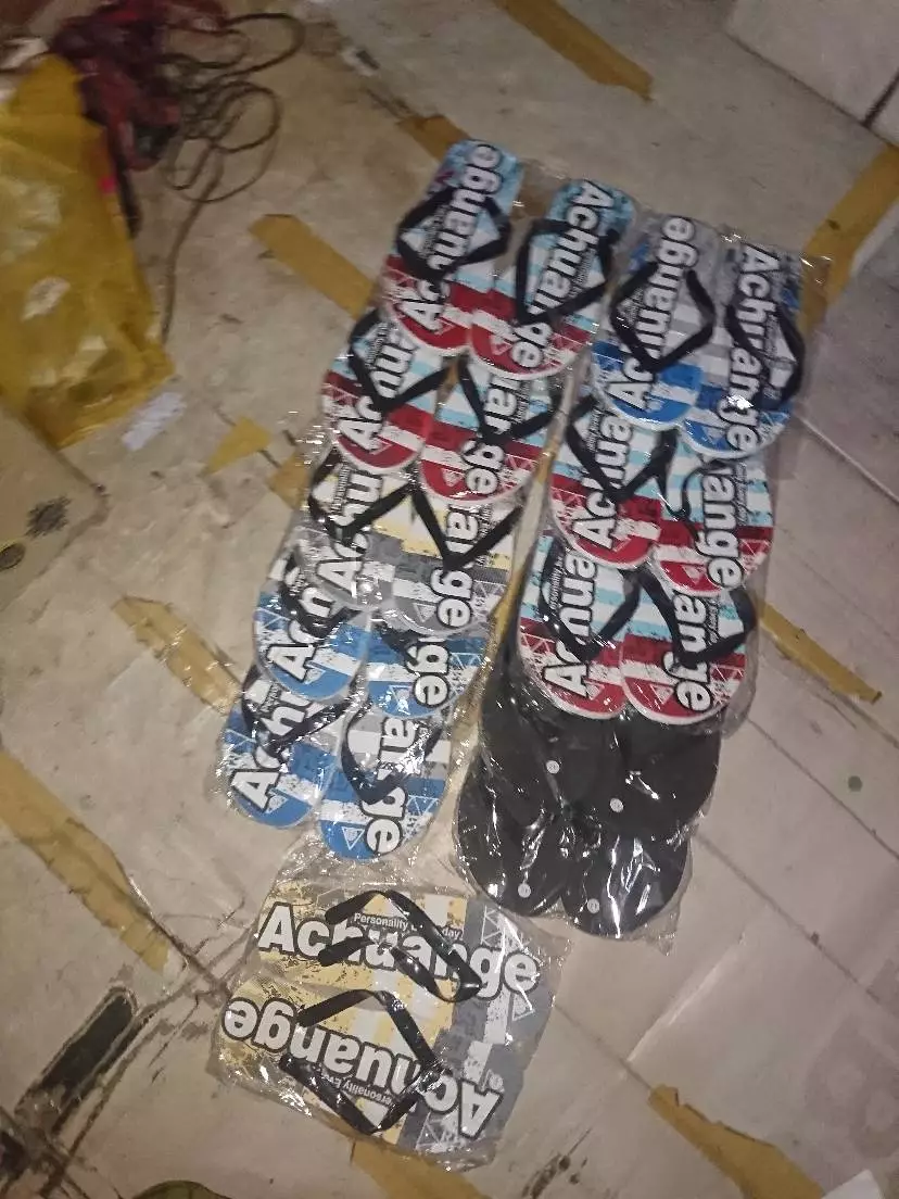 Sandal Jepit Pria Motif Achuange Bahan Spon - Foto ulasan pembeli