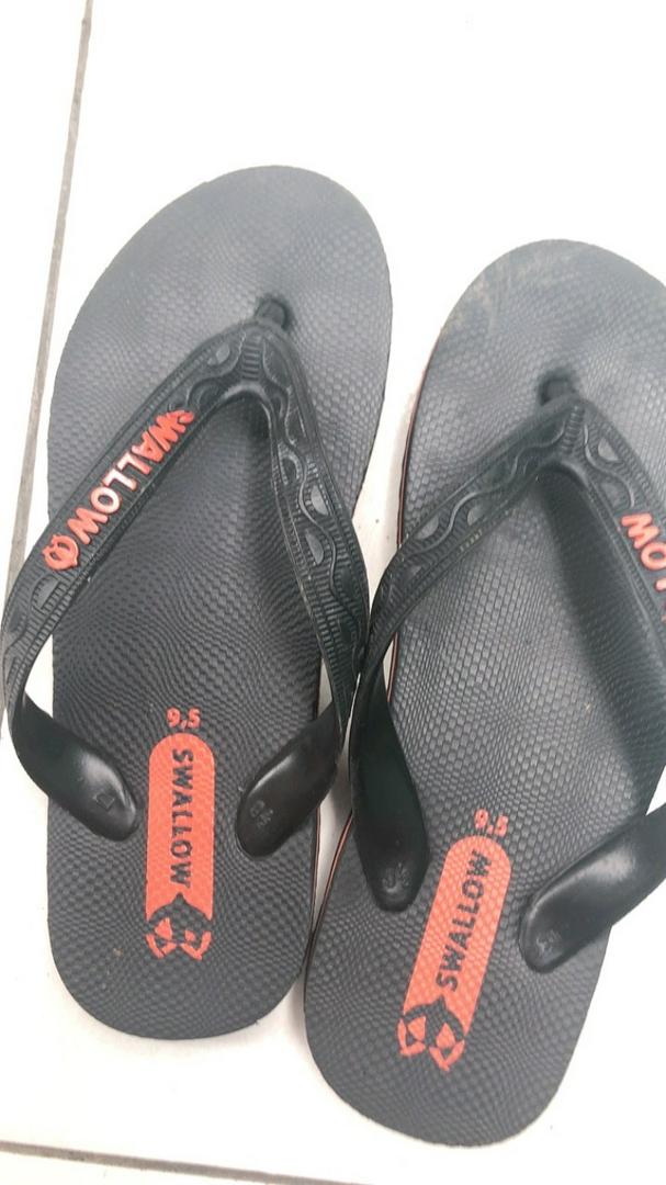 SANDAL JEPIT SWALLOW BLACK PEARL & BLACK GOLD & ARMY & CAMO & MAPLE - Foto ulasan pembeli