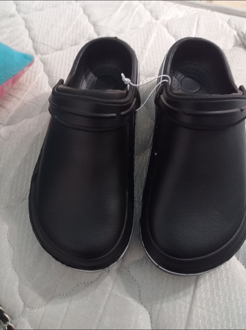 Sandal Kodok Polos Pria Wanita Anti Slip EVA - Foto ulasan pembeli