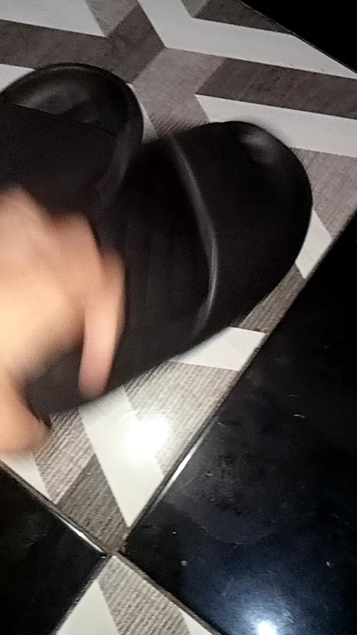 Sandal Pria Karet Empuk Non-Slip Murah - Foto ulasan pembeli