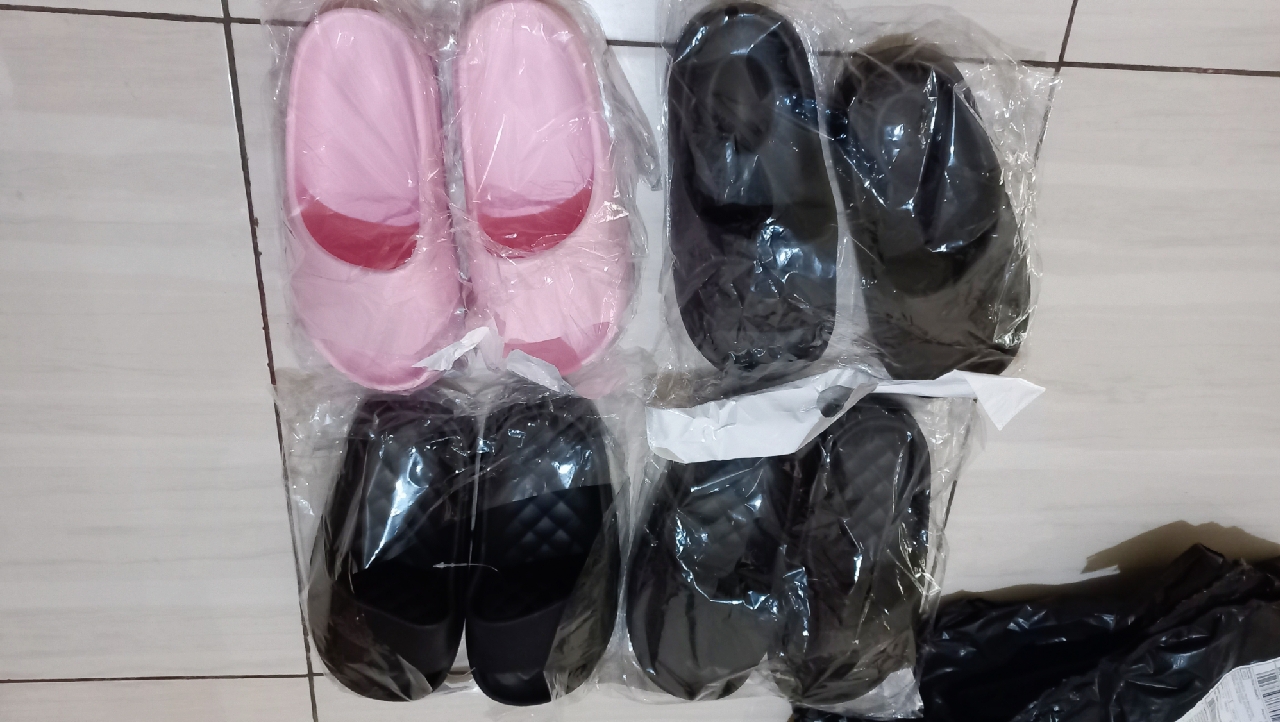 Sandal Pria Karet Empuk Non-Slip Murah - Foto ulasan pembeli