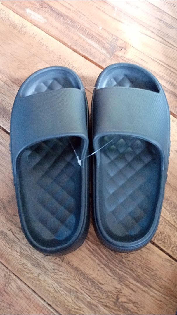 Sandal Pria Karet Empuk Non-Slip Murah - Foto ulasan pembeli