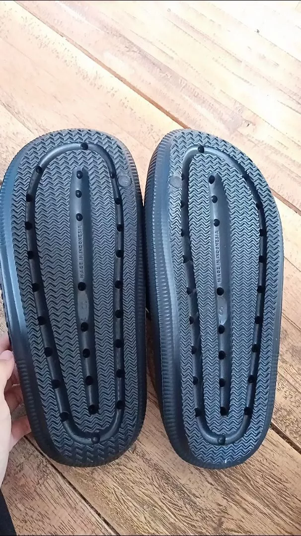 Sandal Pria Karet Empuk Non-Slip Murah - Foto ulasan pembeli