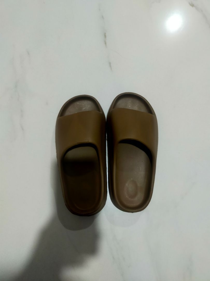 Sandal Selop Pria-Wanita Terbaru TEBAL EMPUK Anti Licin - foto 8 dari 10, arietha6990