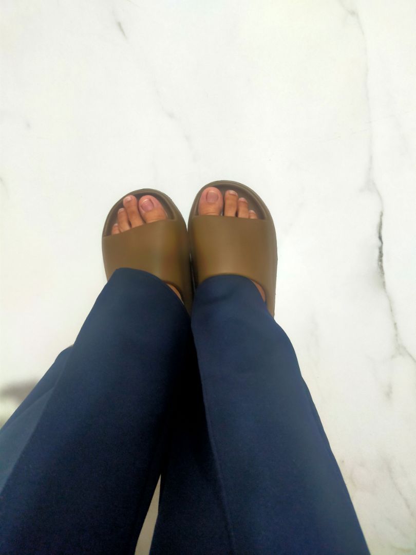 Sandal Selop Pria-Wanita Terbaru TEBAL EMPUK Anti Licin - Foto ulasan pembeli
