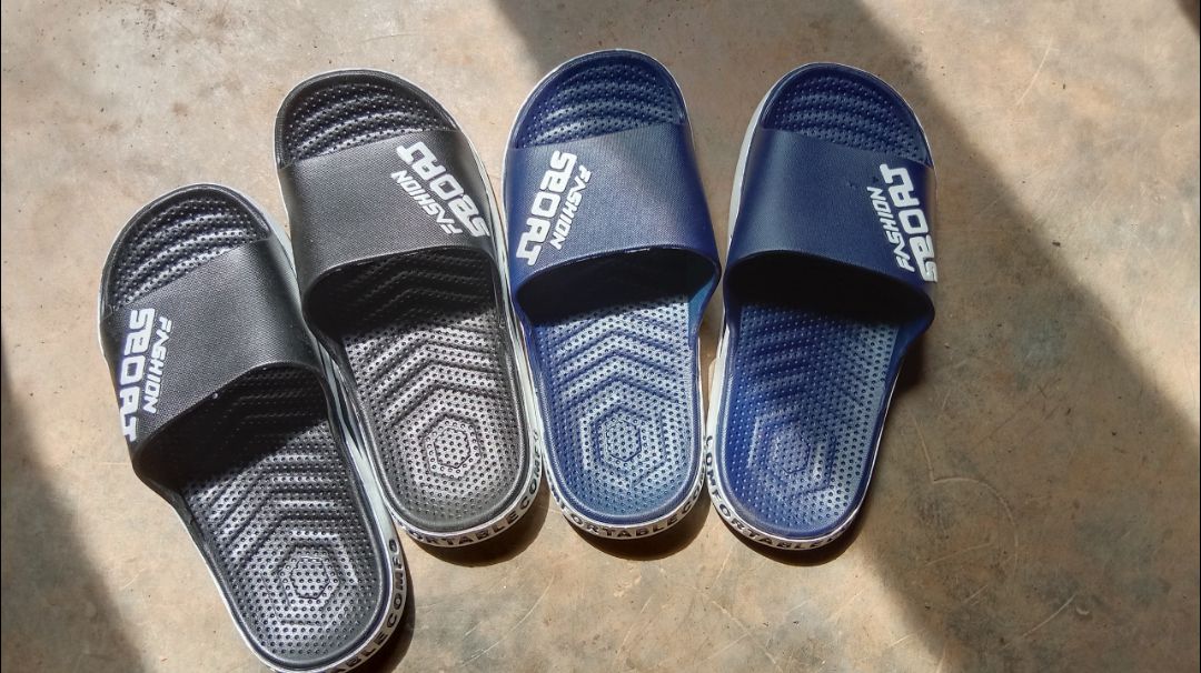 Sandal Slip On Pria Anti Slip Fashion Viral - foto 4 dari 10, r5gkwf6wlo