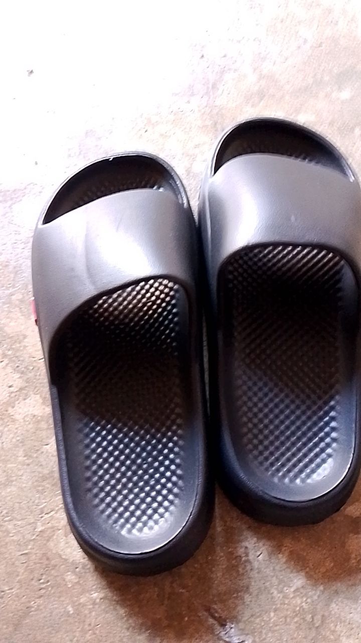 Sandal Slop Pria Eva 39-44 - Foto ulasan pembeli
