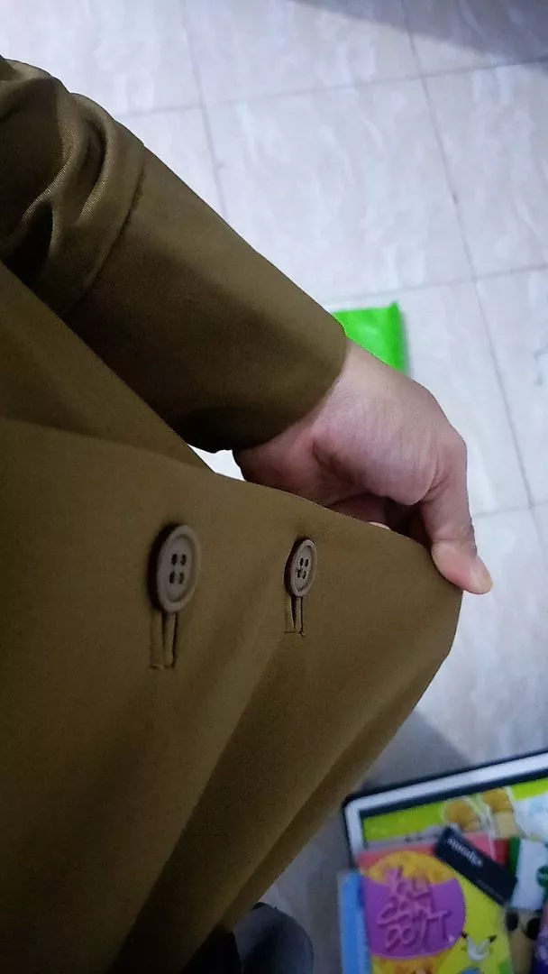 Setelan Blazer PNS Wanita Khaki Gelap Elegan - Foto ulasan pembeli