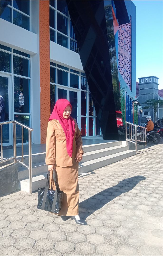 Setelan Blazer PNS Wanita Khaki Gelap Elegan - Foto ulasan pembeli