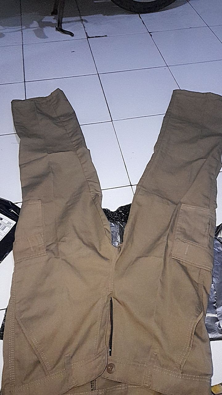 Selfless – Men’s Castle Regular Fit Cargo Pant - Foto ulasan pembeli
