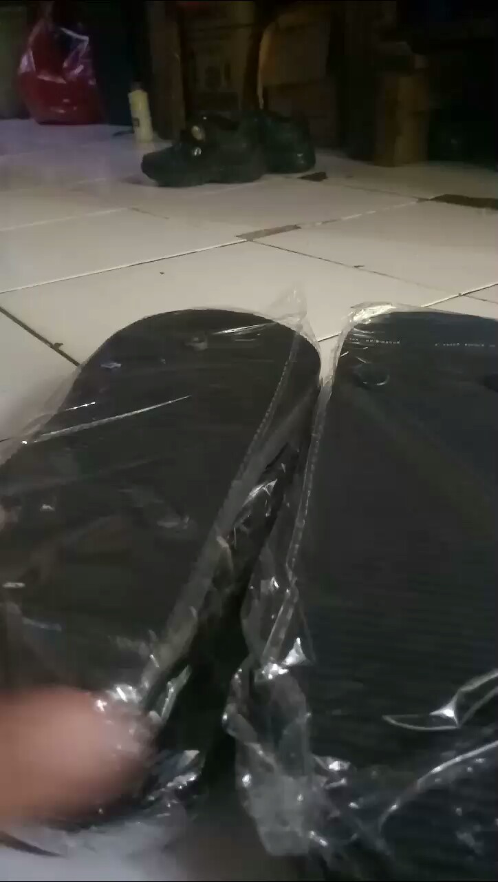 SENDAL JEPIT COWO DEWASA MOTIP RO.CO - Foto ulasan pembeli
