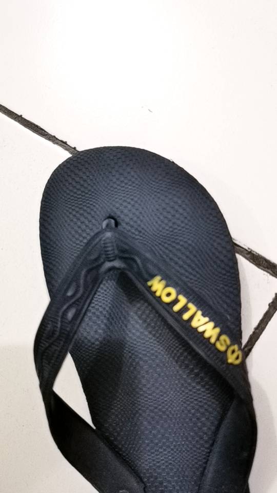 Sendal Jepit Swallow Black Pearl M02 - Sandal Japit M02 Swallow Hitam Aksen warna Metallic Pearl [SWLTRAD 01] - foto 3 dari 10, arief.fuady