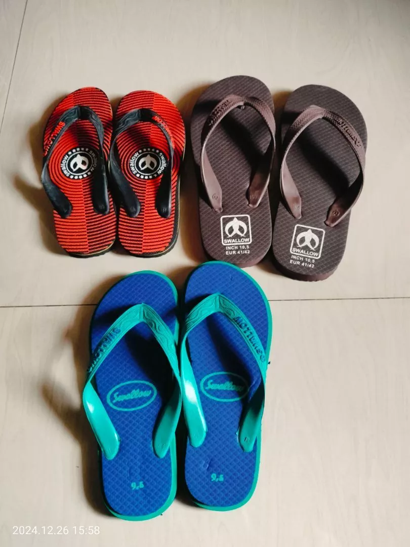 Sendal Jepit Swallow Black Pearl M02 - Sandal Japit M02 Swallow Hitam Aksen warna Metallic Pearl [SWLTRAD 01] - Foto ulasan pembeli