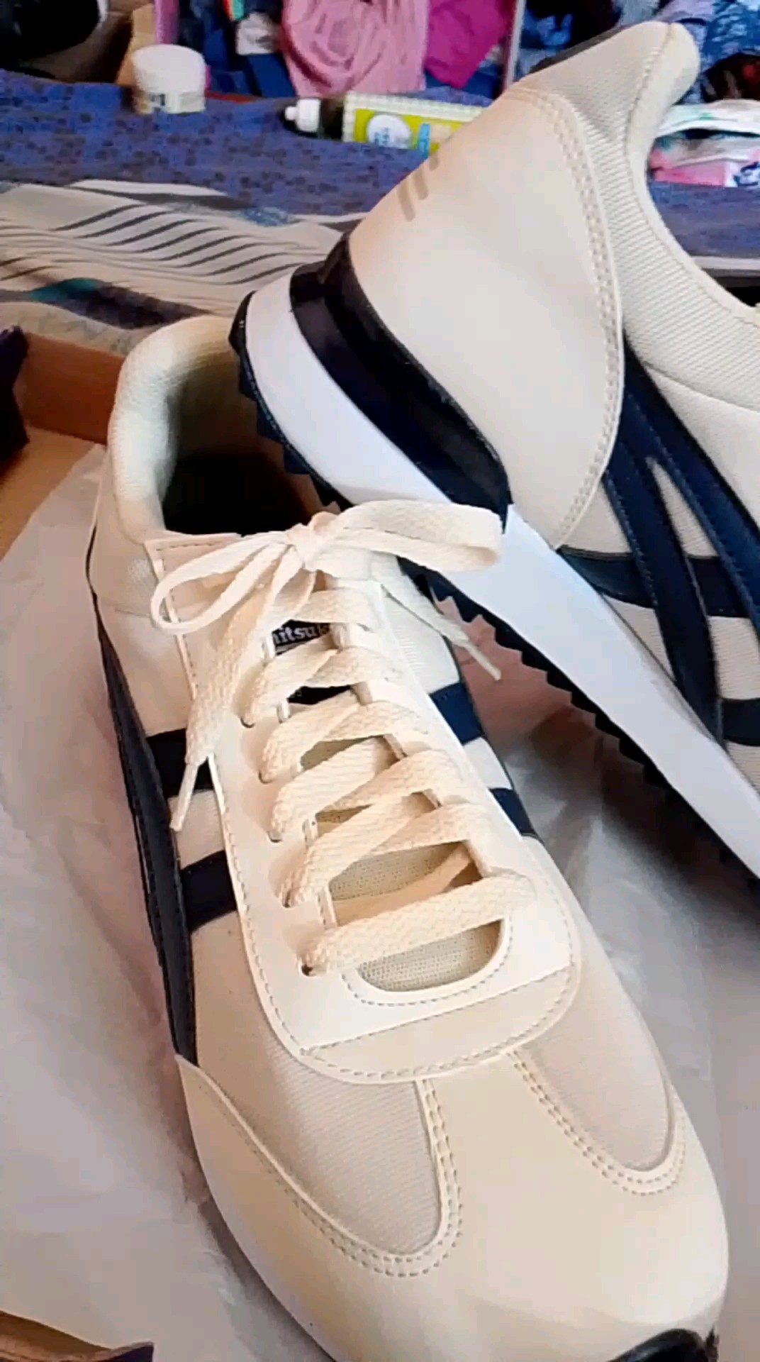 SEPATU 0NITSUKA TIGER California 78 Deluxe Cream Blue Red CLASSIC KASUAL SANTAI BEST SELER - Foto ulasan pembeli