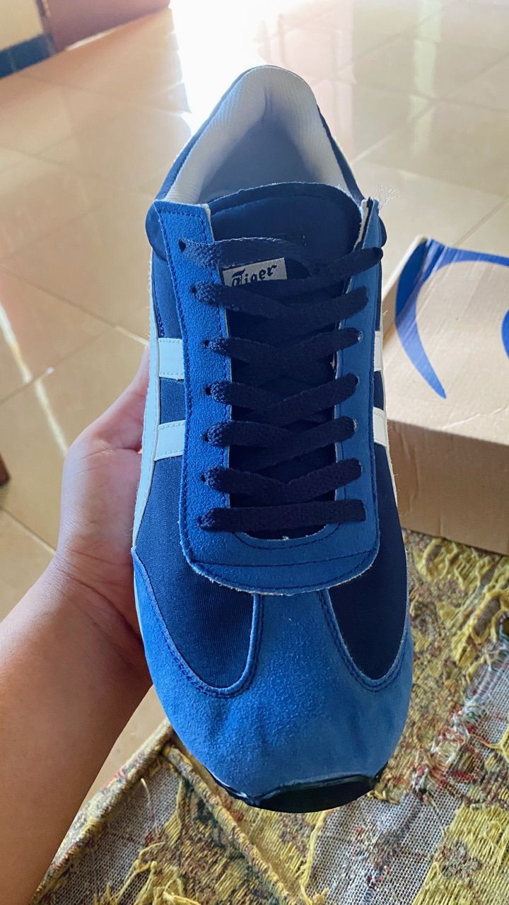 SEPATU 0NITSUKA TIGER California 78 Deluxe Cream Blue Red CLASSIC KASUAL SANTAI BEST SELER - Foto ulasan pembeli