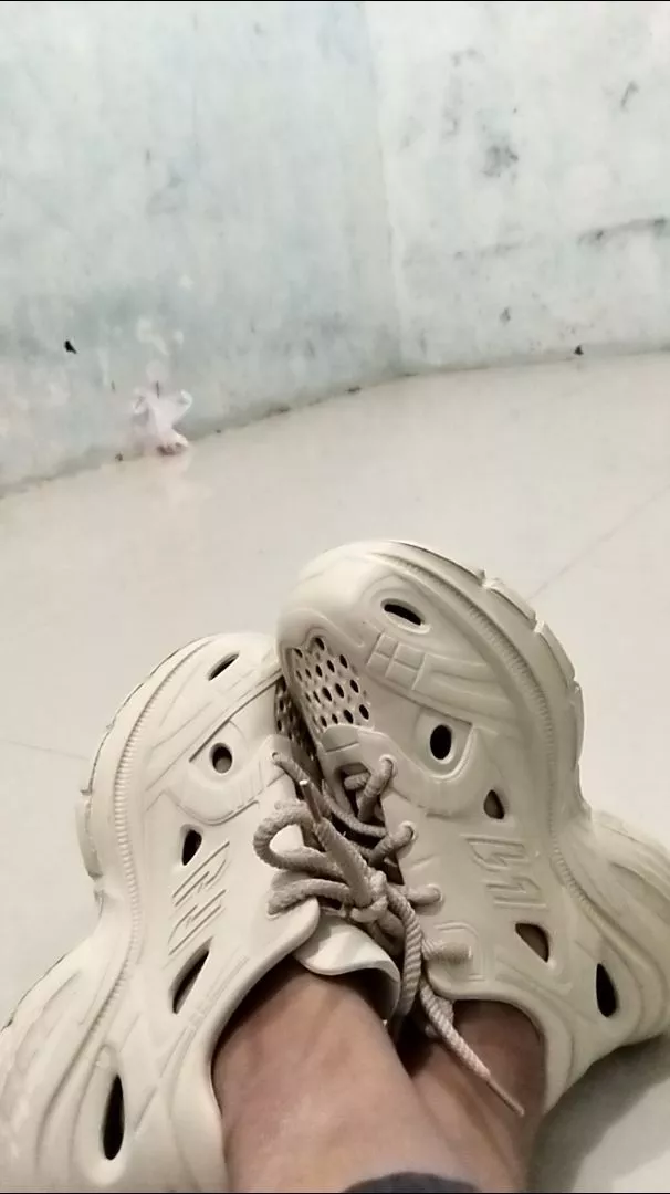 Sepatu Olahraga Pria Wanita Empuk Antislip - Foto ulasan pembeli
