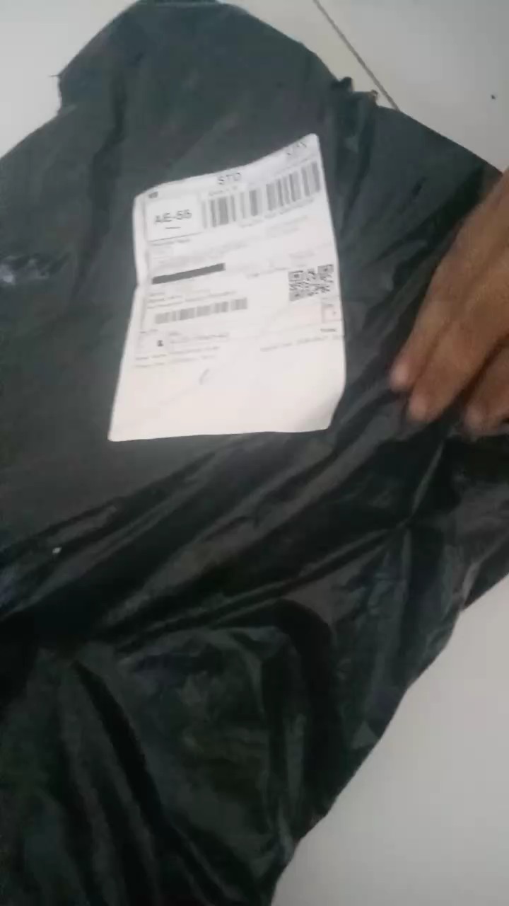 Sepatu Boot Hujan Tinggi Hijau Tebal Premium Anti Licin Tahan Air Pria Wanita Ukuran 39-44 - Foto ulasan pembeli