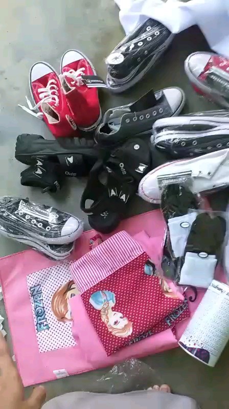 sepatu convers70. + box sepatu sneakers canvas 12's - Foto ulasan pembeli