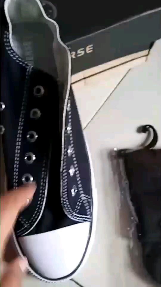 sepatu convers70. + box sepatu sneakers canvas 12's - Foto ulasan pembeli