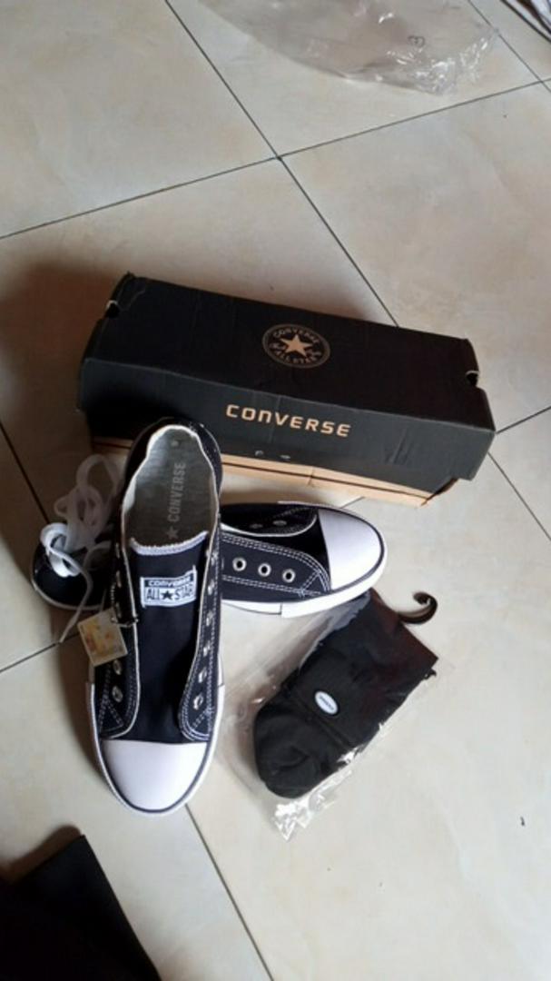 sepatu convers70. + box sepatu sneakers canvas 12's - Foto ulasan pembeli