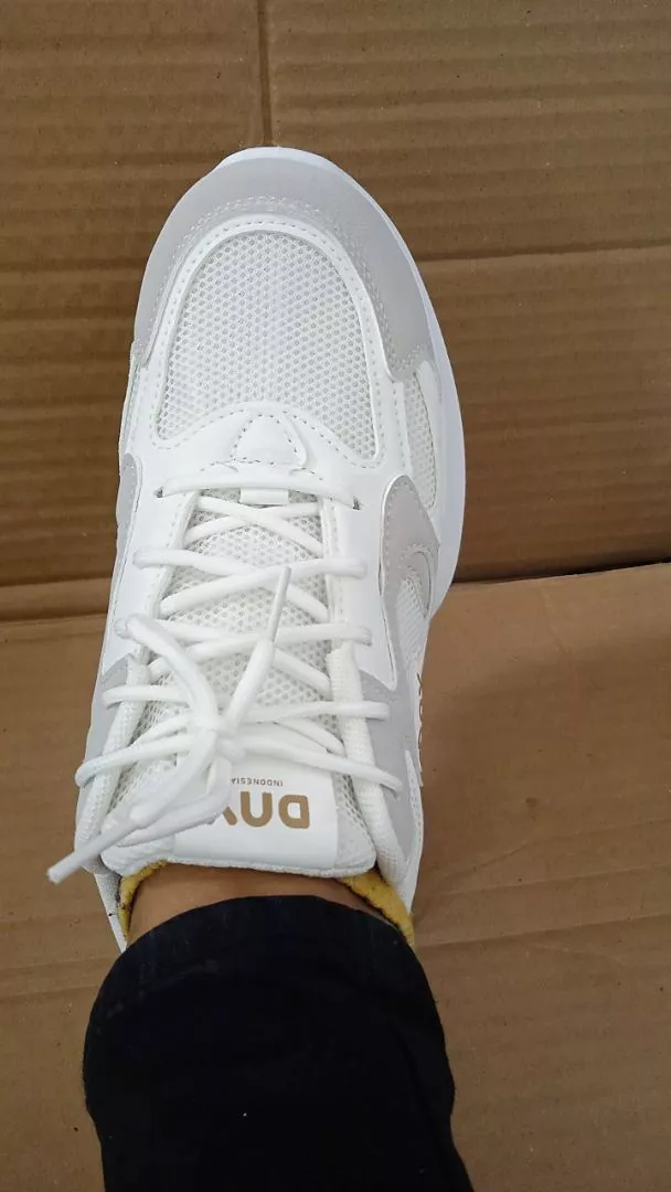 Sepatu DNY Sepatu Sneakers Wanita Spatu Olahraga Kekinian Sneaker Cewek Te Wanita Running Shoes 0483 - Buyer review photo