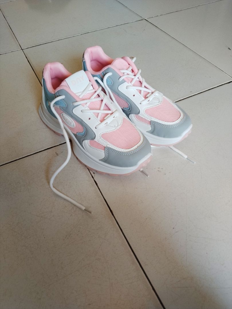 Sepatu DNY Sepatu Sneakers Wanita Spatu Olahraga Kekinian Sneaker Cewek Te Wanita Running Shoes 0483 - Buyer review photo