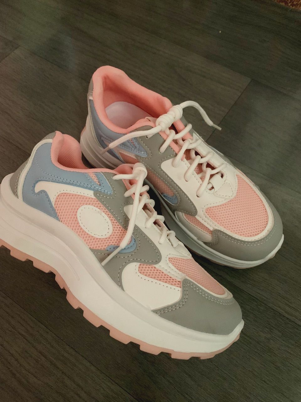 Sepatu DNY Sepatu Sneakers Wanita Spatu Olahraga Kekinian Sneaker Cewek Te Wanita Running Shoes 0483 - Buyer review photo