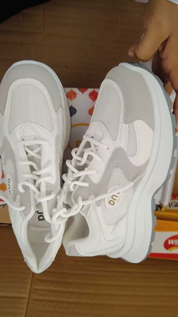 Sepatu DNY Sepatu Sneakers Wanita Spatu Olahraga Kekinian Sneaker Cewek Te Wanita Running Shoes 0483 - Buyer review photo