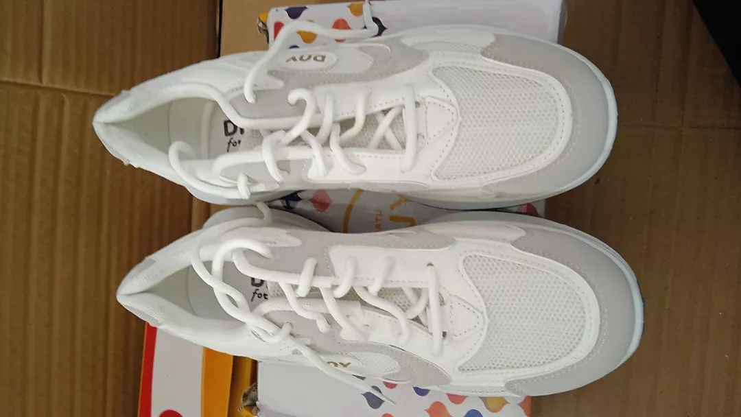 Sepatu DNY Sepatu Sneakers Wanita Spatu Olahraga Kekinian Sneaker Cewek Te Wanita Running Shoes 0483 - Buyer review photo