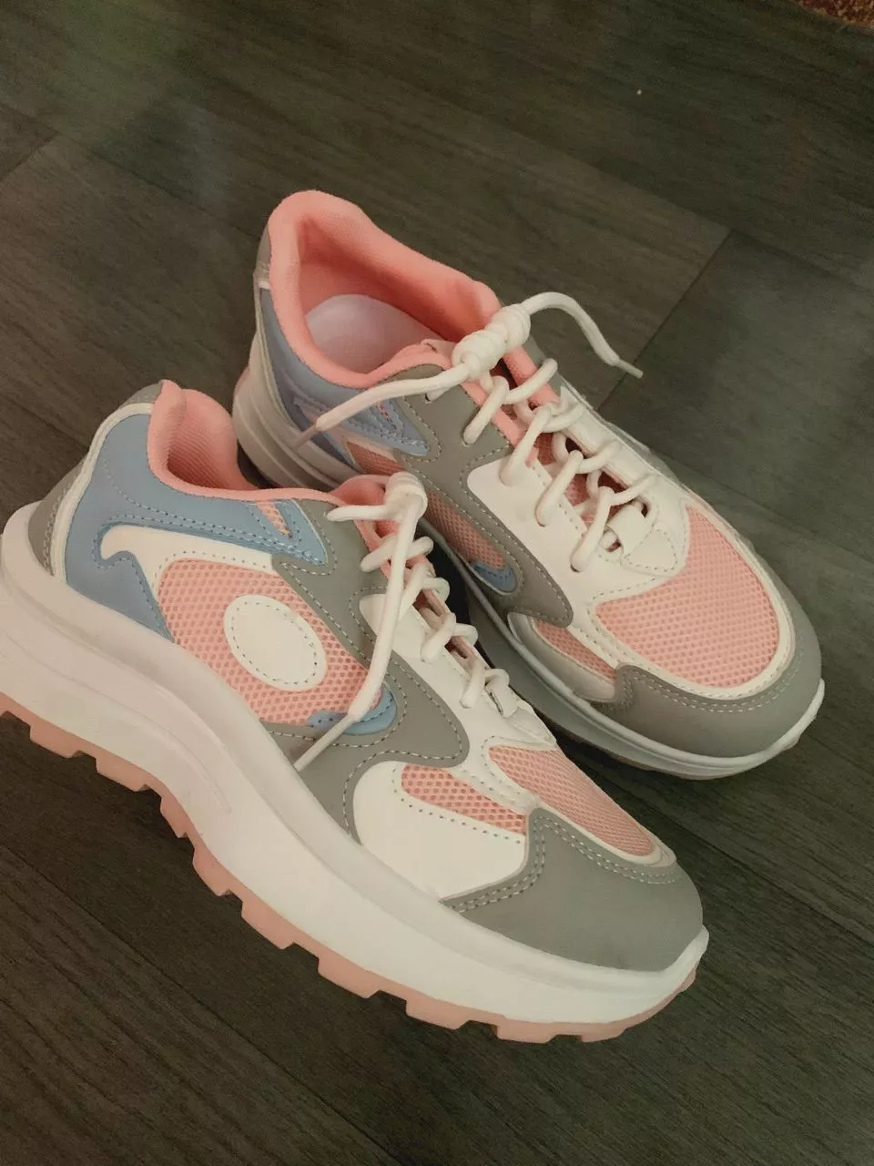 Sepatu DNY Sepatu Sneakers Wanita Spatu Olahraga Kekinian Sneaker Cewek Te Wanita Running Shoes 0483 - Buyer review photo