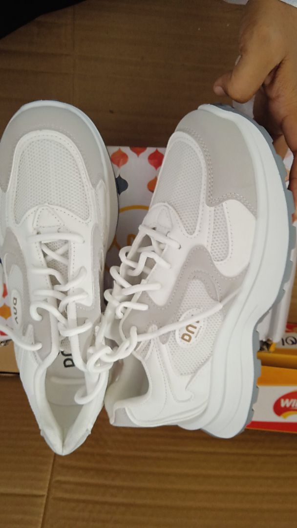 Sepatu DNY Sepatu Sneakers Wanita Spatu Olahraga Kekinian Sneaker Cewek Te Wanita Running Shoes 0483 - Buyer review photo