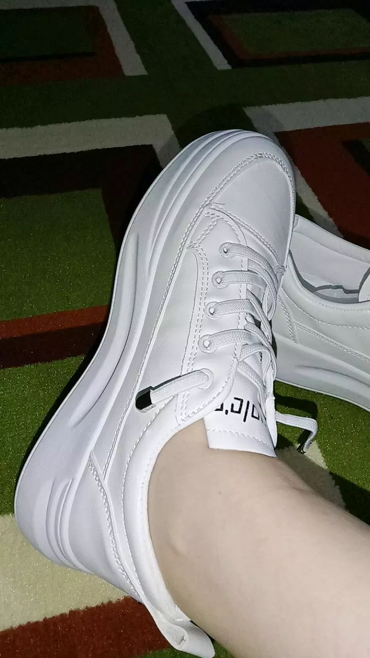 Sepatu DNY Sneakers Wanita Sepatu Perempuan Running Shoes Casual Shoes Spatu Olahraga Import 0010 - Foto ulasan pembeli