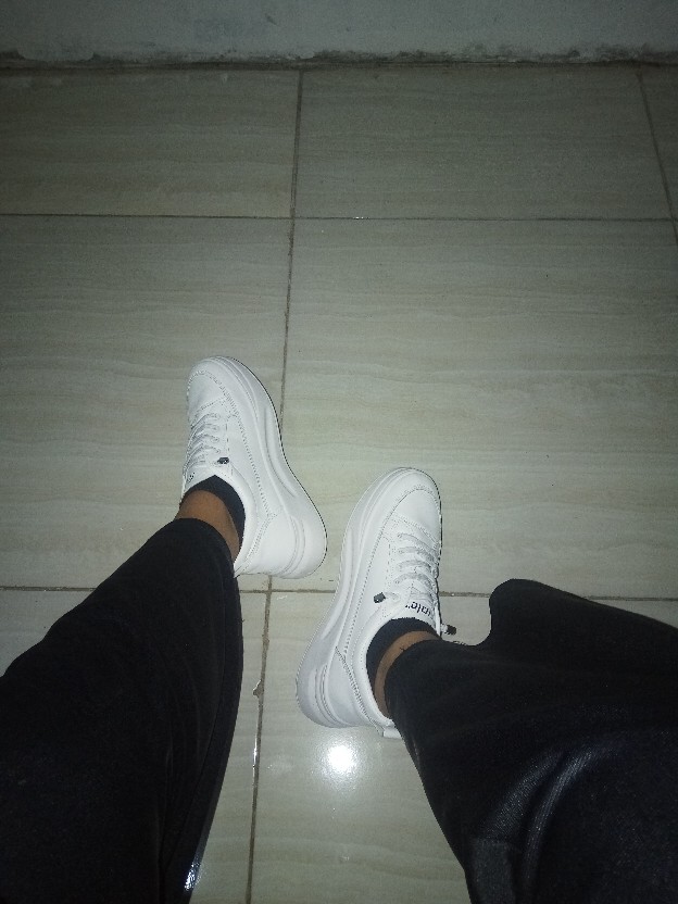 Sepatu DNY Sneakers Wanita Sepatu Perempuan Running Shoes Casual Shoes Spatu Olahraga Import 0010 - Foto ulasan pembeli