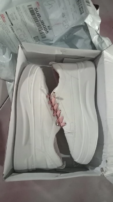 Sepatu DNY Sneakers Wanita Sepatu Perempuan Running Shoes Casual Shoes Spatu Olahraga Import 0010 - Foto ulasan pembeli