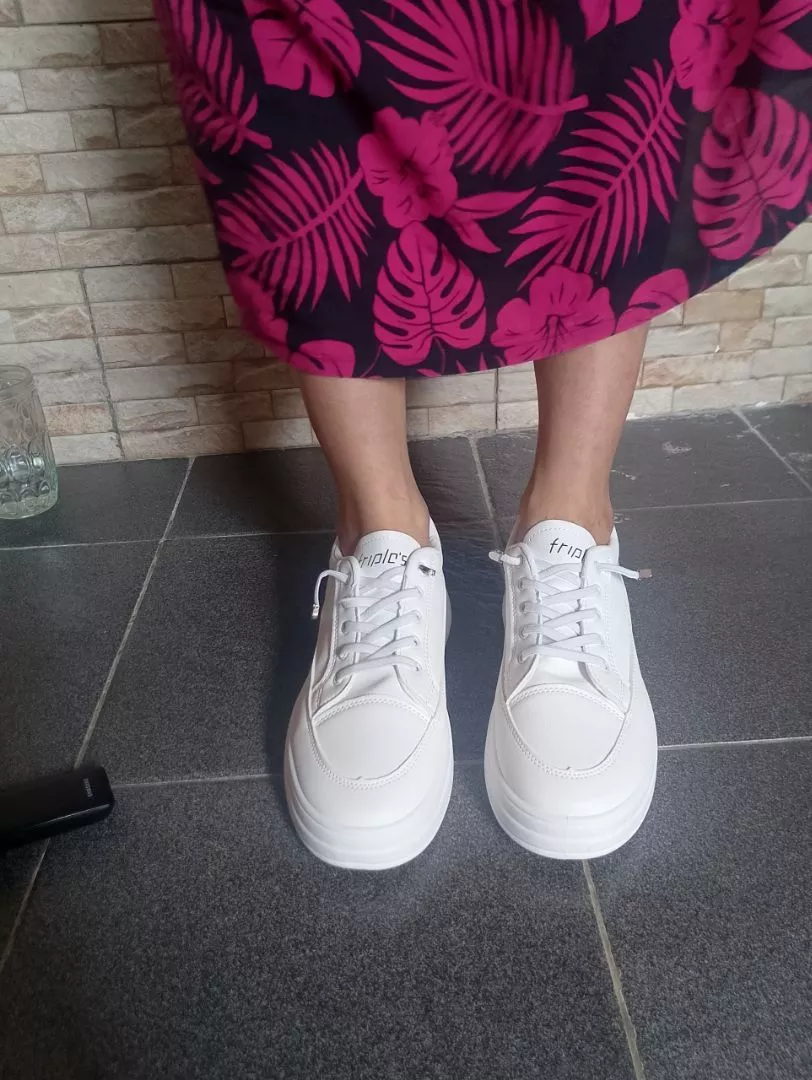 Sepatu DNY Sneakers Wanita Sepatu Perempuan Running Shoes Casual Shoes Spatu Olahraga Import 0010 - Foto ulasan pembeli