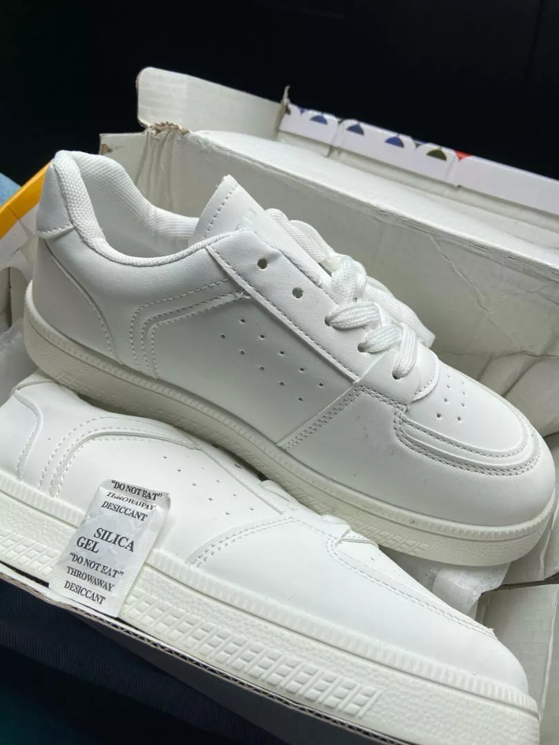 Sepatu DNY Sneakers Wanita Sepatu Perempuan Running Shoes Casual Shoes Spatu Olahraga Import 0010 - Foto ulasan pembeli