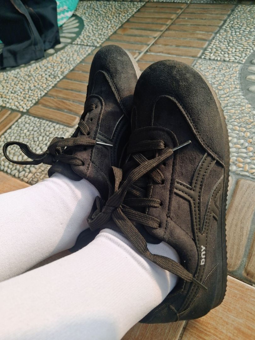 Sepatu DNY Sport Wanita Sneakers Olahraga Cewek Running Shoes Jogging Sepatu Senam Perempuan 0525A - Foto ulasan pembeli