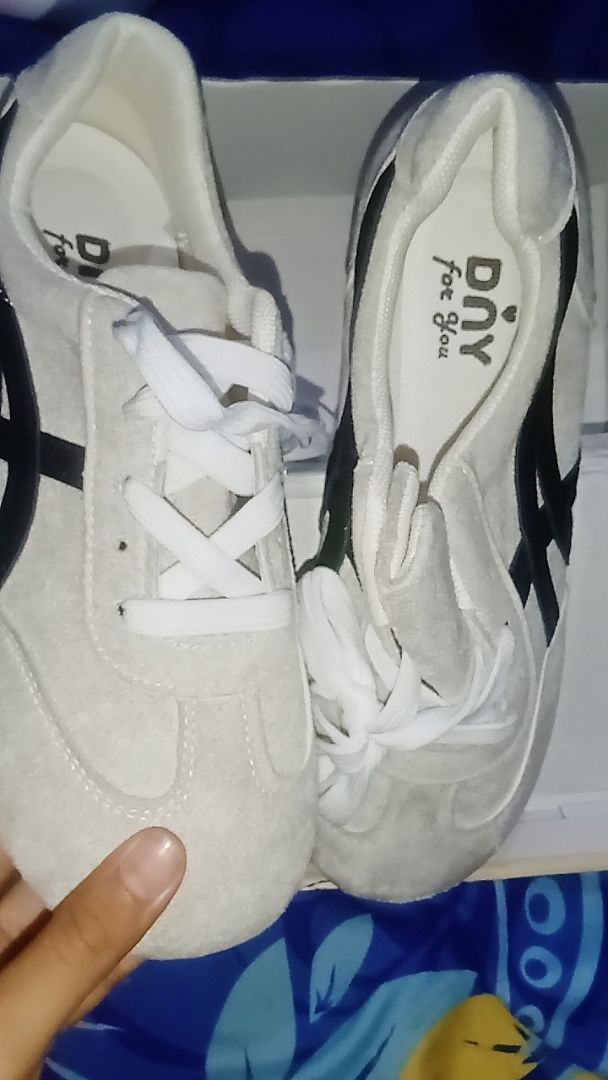 Sepatu DNY Sport Wanita Sneakers Olahraga Cewek Running Shoes Jogging Sepatu Senam Perempuan 0525A - Foto ulasan pembeli